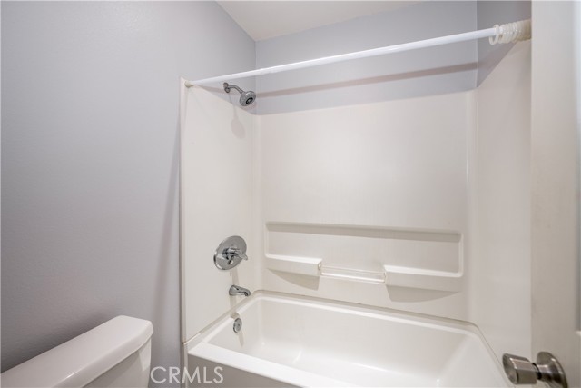 Detail Gallery Image 15 of 33 For 23515 Lyons #178,  Valencia,  CA 91355 - 2 Beds | 2 Baths