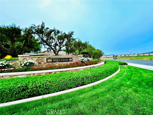 Detail Gallery Image 3 of 63 For 31891 Domenoe Way, Temecula,  CA 92592 - 3 Beds | 2/1 Baths