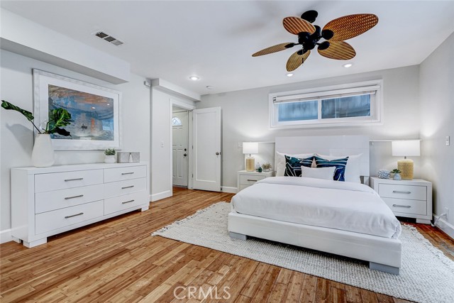 Detail Gallery Image 22 of 32 For 320 31 St, Manhattan Beach,  CA 90266 - 3 Beds | 2/1 Baths