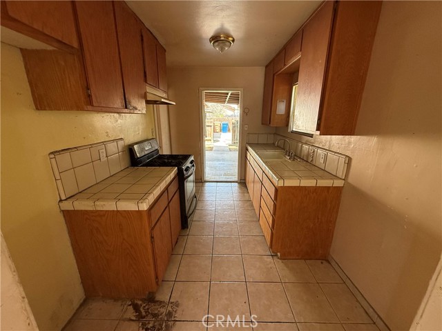 4416 Mesa, Bakersfield CA: https://media.crmls.org/medias/68a92cb7-5ec1-4fec-aedb-aa6f543dd4d4.jpg