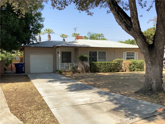 2451 Pleasant St, Riverside, CA 92507