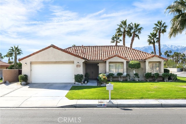 Detail Gallery Image 1 of 43 For 1429 E Francis Dr, Palm Springs,  CA 92262 - 3 Beds | 2 Baths