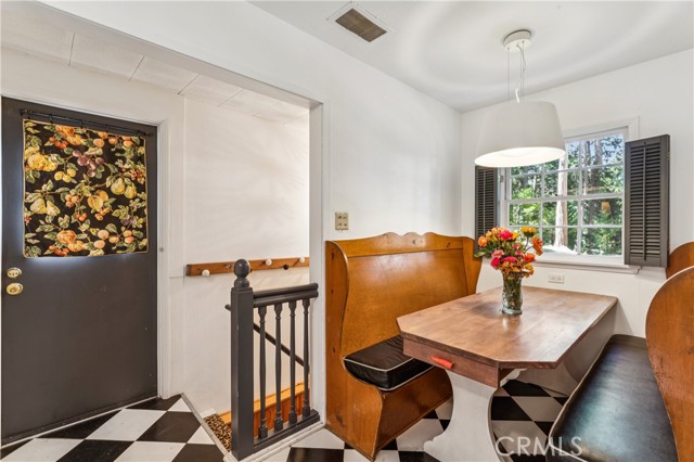 Detail Gallery Image 31 of 58 For 222 Holiday, Lake Arrowhead,  CA 92352 - 3 Beds | 2 Baths