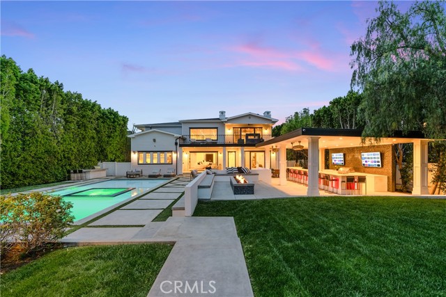 17528 Jayden Lane, Encino CA: https://media.crmls.org/medias/68aba1cf-fa6b-4172-9390-2210df262c88.jpg