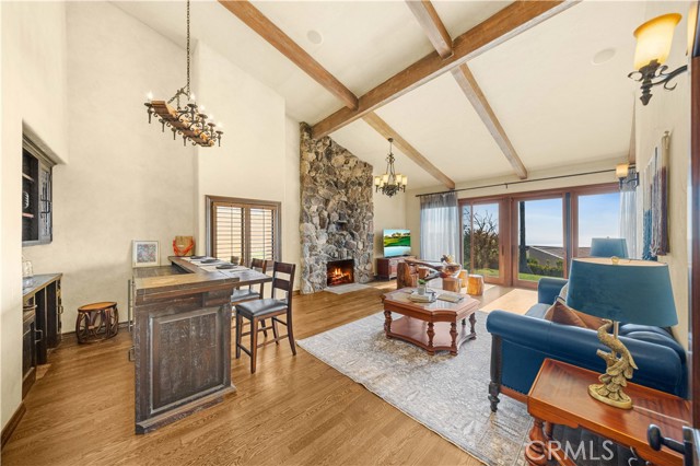 1465 Via Coronel, Palos Verdes Estates CA: https://media.crmls.org/medias/68abebab-94b8-4a70-983d-c33abb17caef.jpg
