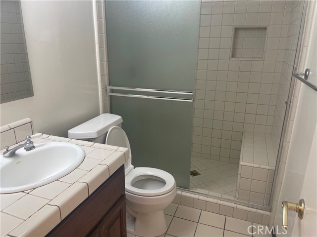 Detail Gallery Image 21 of 29 For 2393 Cragmont Ct, Simi Valley,  CA 93065 - 4 Beds | 2/1 Baths