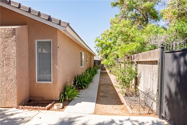 Detail Gallery Image 40 of 46 For 6310 Treehaven Ct, Lancaster,  CA 93536 - 4 Beds | 2 Baths