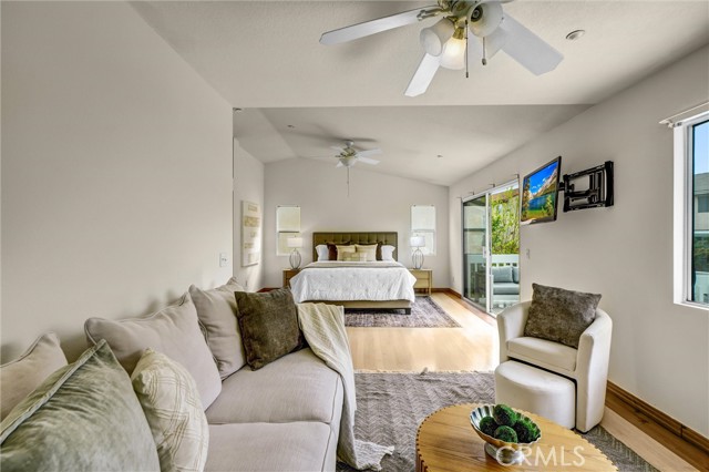 Detail Gallery Image 34 of 61 For 15155 Trail View Ct, Sylmar,  CA 91342 - 5 Beds | 4 Baths