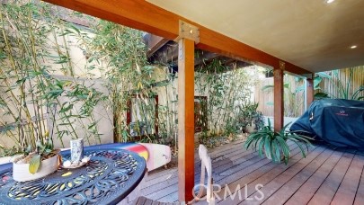 Detail Gallery Image 23 of 33 For 3205 Bayview Dr, Manhattan Beach,  CA 90266 - 3 Beds | 3 Baths