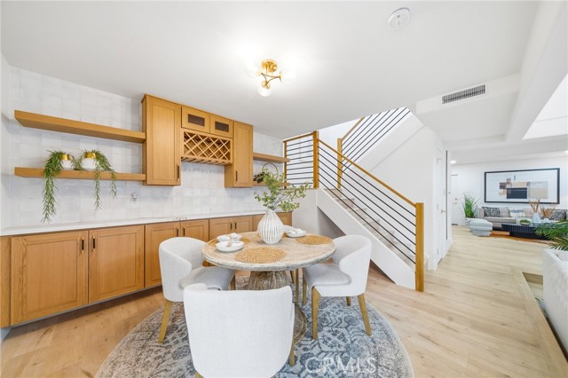 Detail Gallery Image 11 of 58 For 22706 Wood Lake Ln, Lake Forest,  CA 92630 - 3 Beds | 3 Baths