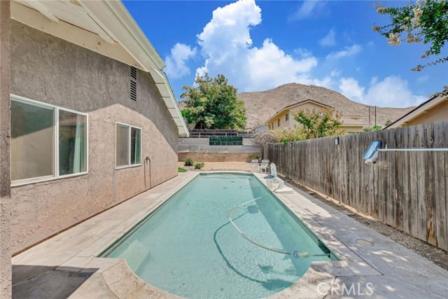 Detail Gallery Image 35 of 37 For 12559 Oriole Ave, Grand Terrace,  CA 92313 - 4 Beds | 2 Baths