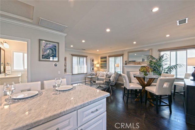 Detail Gallery Image 43 of 51 For 1319 Unit B W Bay Ave #B,  Newport Beach,  CA 92661 - 1 Beds | 1 Baths