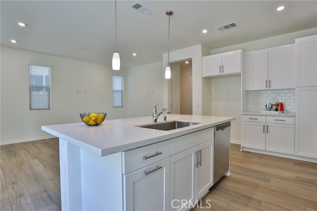 1957 S Hartford Place, San Bernardino CA: https://media.crmls.org/medias/68b0365a-b07f-4080-a8f4-a1c01e9bcc66.jpg