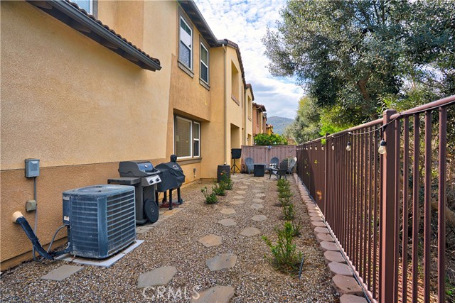 Detail Gallery Image 36 of 54 For 31082 Strawberry Tree, Temecula,  CA 92592 - 3 Beds | 2/1 Baths