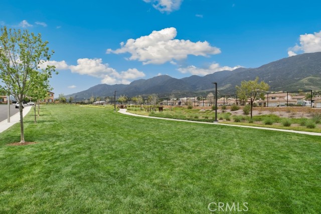 3557 W Seco Drive, San Bernardino CA: https://media.crmls.org/medias/68b217c1-6c66-423a-a3e7-f364602fce42.jpg