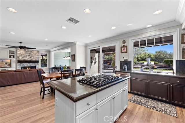 Detail Gallery Image 12 of 25 For 2 Lafayette Lane, Coto de Caza,  CA 92679 - 5 Beds | 4/1 Baths
