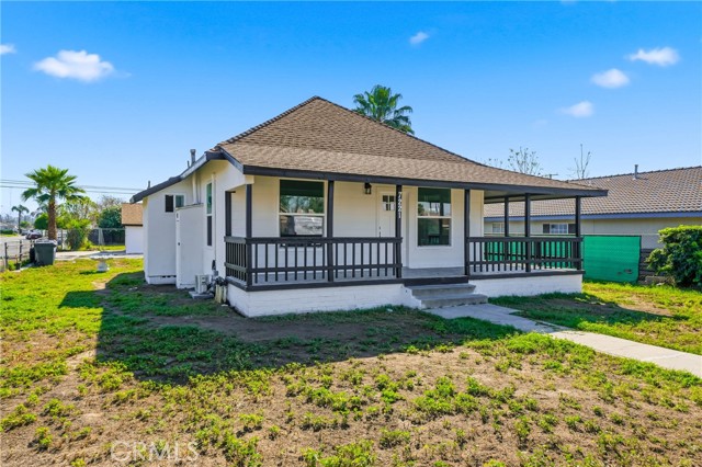 Detail Gallery Image 4 of 34 For 7221 Osbun, San Bernardino,  CA 92404 - 3 Beds | 2 Baths