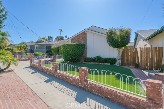 8118 Ellenbogen Street photo 3