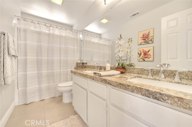 Detail Gallery Image 48 of 67 For 27641 Atlas Ln, Canyon Country,  CA 91351 - 4 Beds | 2/1 Baths