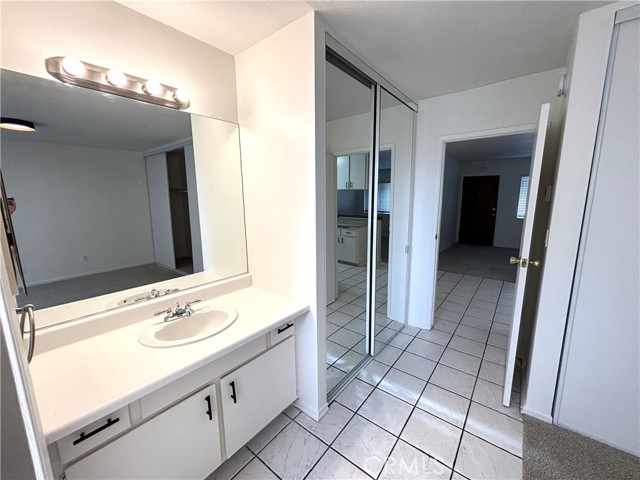 Detail Gallery Image 18 of 24 For 360 Gladys Ave #10,  Long Beach,  CA 90814 - 1 Beds | 1 Baths