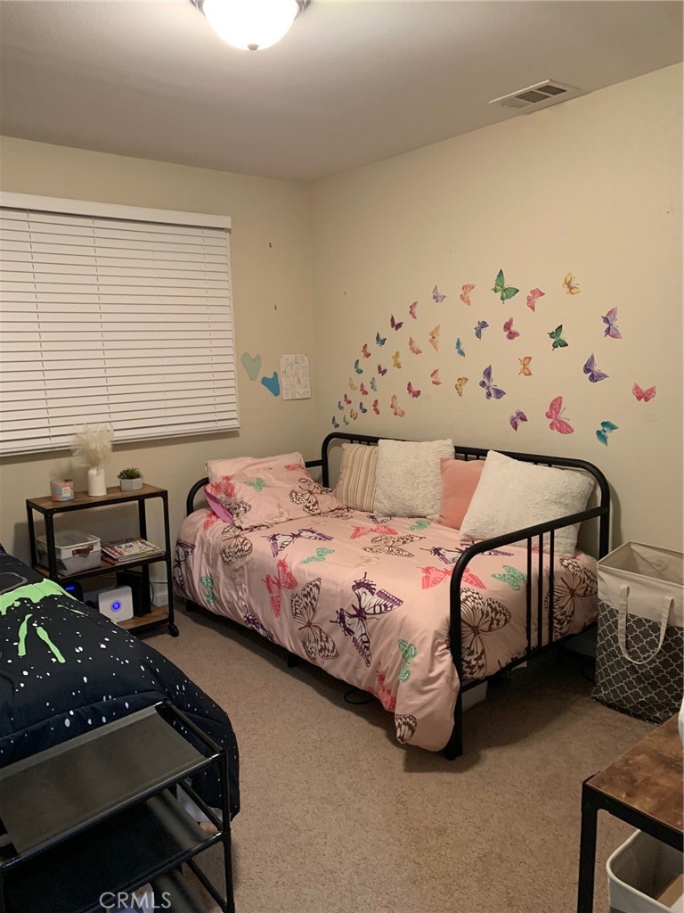 https://media.crmls.org/medias/68b55035-d382-4131-a218-ca2499213fd0.jpg?preset=X-Large