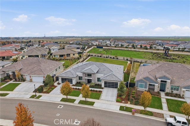 Detail Gallery Image 4 of 39 For 12309 Loden, Bakersfield,  CA 93311 - 4 Beds | 3 Baths