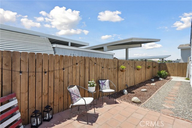 20701 Beach Boulevard, Huntington Beach CA: https://media.crmls.org/medias/68b854e6-8226-465f-8bdb-a0330686c471.jpg