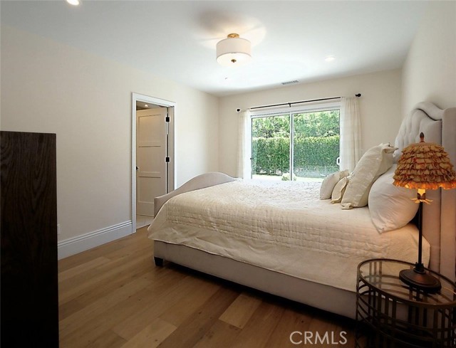 2 El Concho Lane, Rolling Hills CA: https://media.crmls.org/medias/68b8a988-1d4d-4138-9905-1cedaf1a2ec4.jpg