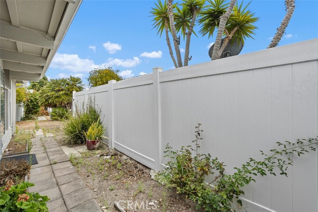 3760 Vista Campana S, Oceanside CA: https://media.crmls.org/medias/68b95cb2-64c7-4dcf-b531-dbda8568b2f8.jpg