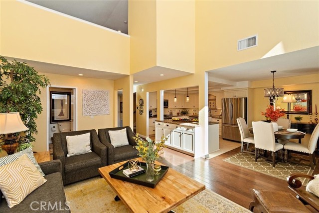 Image 3 for 3760 Live Oak Dr, Pomona, CA 91767