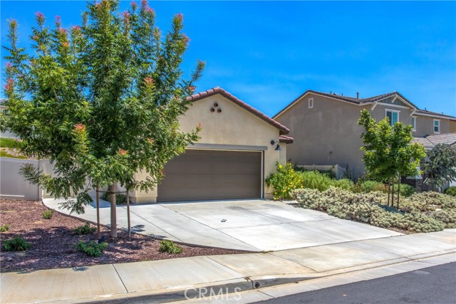 14134 Cerignola Circle, Beaumont CA: https://media.crmls.org/medias/68bbeec7-6be3-46d1-9a70-c2d7114e8a3a.jpg
