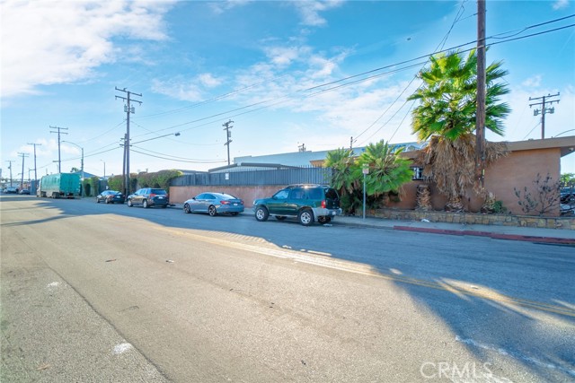 2000 16th Street, Long Beach, California 90813, ,Commercial Sale,For Sale,16th,PV22235935