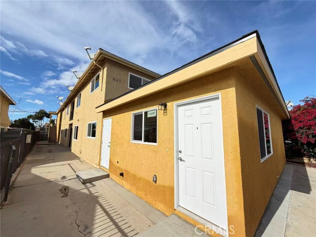 Detail Gallery Image 10 of 10 For 621 Leonard Ave #B,  Los Angeles,  CA 90022 - 2 Beds | 1 Baths