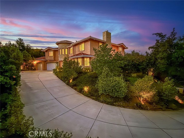 2775 Edgeview Court, Newbury Park CA: https://media.crmls.org/medias/68bd5455-12e6-44eb-a868-768ec60181ee.jpg