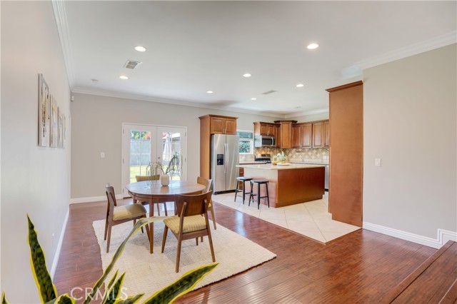 Detail Gallery Image 6 of 21 For 17434 Tiara St, Encino,  CA 91316 - 3 Beds | 2 Baths