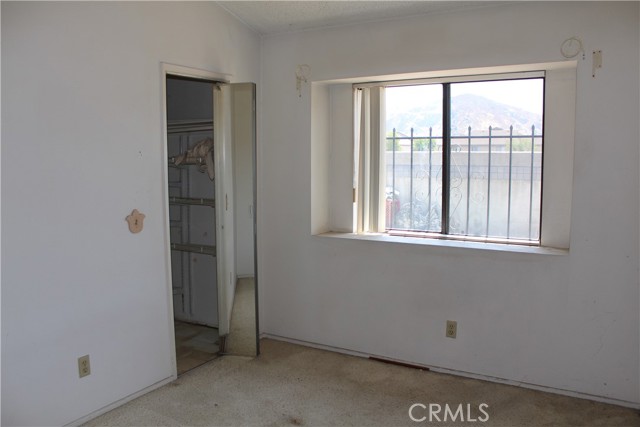 Detail Gallery Image 15 of 26 For 14549 Southwood Dr, Fontana,  CA 92337 - 3 Beds | 2 Baths