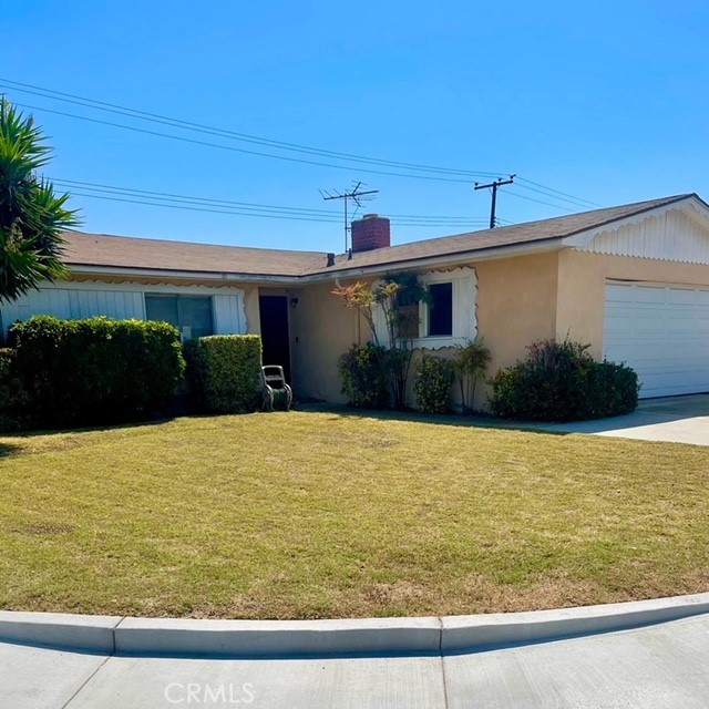 16742 Ross Ln, Huntington Beach, CA 92647