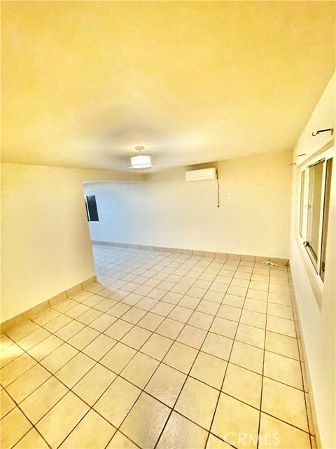 Detail Gallery Image 2 of 7 For 430 S Curtis Ave, Alhambra,  CA 91803 - 2 Beds | 1 Baths