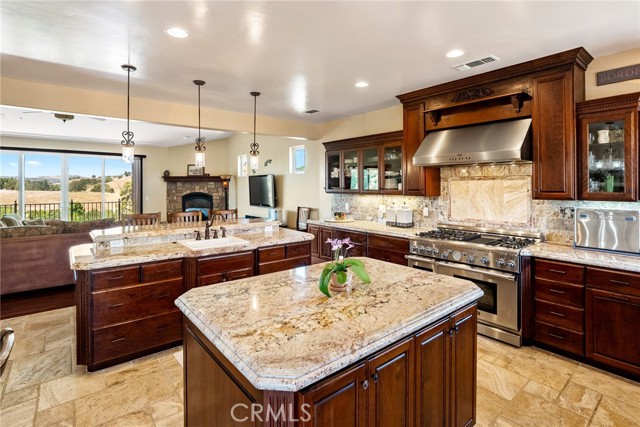 Detail Gallery Image 15 of 41 For 5049 Meadow Lark Ln, Paso Robles,  CA 93446 - 3 Beds | 3/1 Baths
