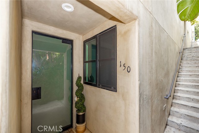 Detail Gallery Image 7 of 18 For 150 Cliff Dr, Laguna Beach,  CA 92651 - 2 Beds | 2/1 Baths
