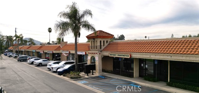 738 S Waterman Avenue, San Bernardino, California 92408, ,Commercial Lease,For Rent,738 S Waterman Avenue,CRCV24032683