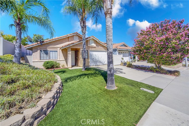 Detail Gallery Image 1 of 17 For 28275 Encino Dr, Menifee,  CA 92586 - 2 Beds | 2 Baths