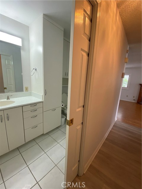 25236 Lawton Avenue, Loma Linda CA: https://media.crmls.org/medias/68c33c7f-efbc-487a-8d8d-59fec3f7176e.jpg