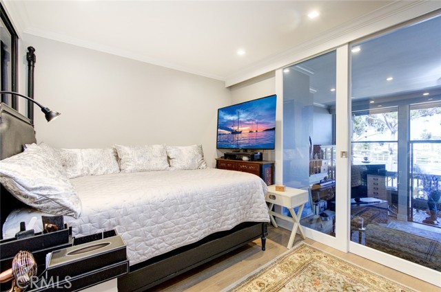 Detail Gallery Image 10 of 45 For 5201 Marina Pacifica S, Long Beach,  CA 90803 - 2 Beds | 2/1 Baths