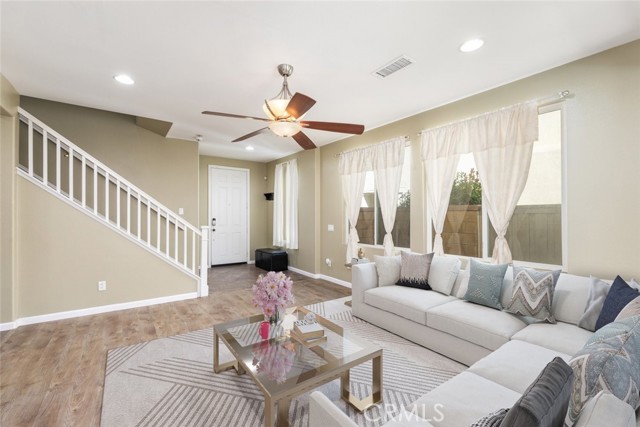 Detail Gallery Image 7 of 49 For 32582 Wildflower Dr, Lake Elsinore,  CA 92532 - 4 Beds | 2/1 Baths