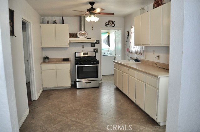 1789 N Pershing Avenue, San Bernardino CA: https://media.crmls.org/medias/68c41fca-3eee-42d6-a36c-094ca838a966.jpg