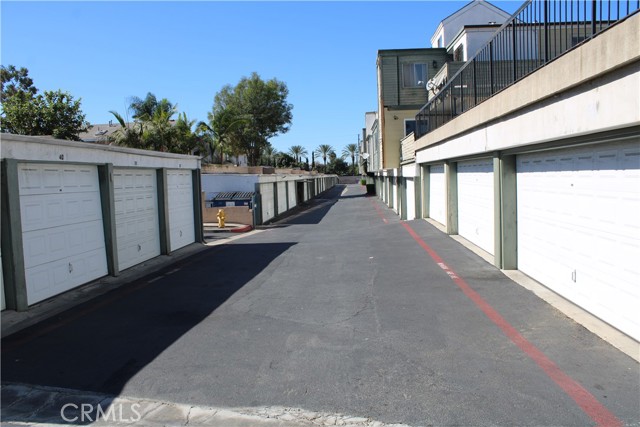 Detail Gallery Image 3 of 10 For 635 N Bristol, Santa Ana,  CA 92703 - 1 Beds | 1 Baths