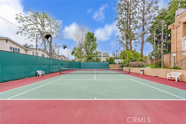 Detail Gallery Image 42 of 49 For 18730 Hatteras St #44,  Tarzana,  CA 91356 - 3 Beds | 3 Baths