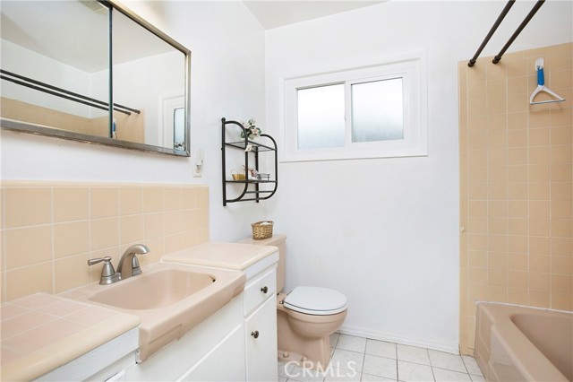 Detail Gallery Image 14 of 27 For 2611 Gregory Ln, La Habra,  CA 90631 - 3 Beds | 2 Baths
