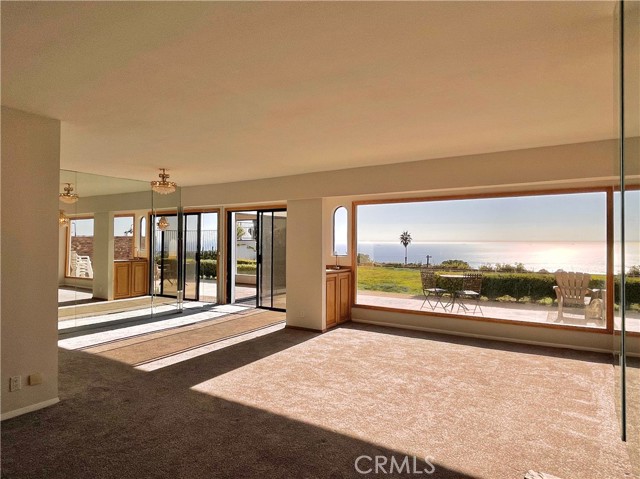 28717 Cedarbluff Drive, Rancho Palos Verdes, California 90275, 6 Bedrooms Bedrooms, ,3 BathroomsBathrooms,Residential,Sold,Cedarbluff,OC21206364